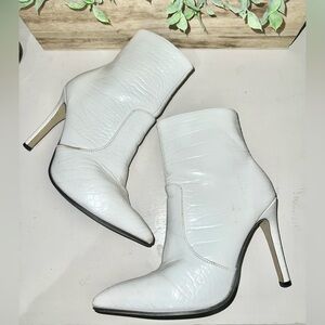 White Croc-Embossed Pointed Toe Ankle Boots